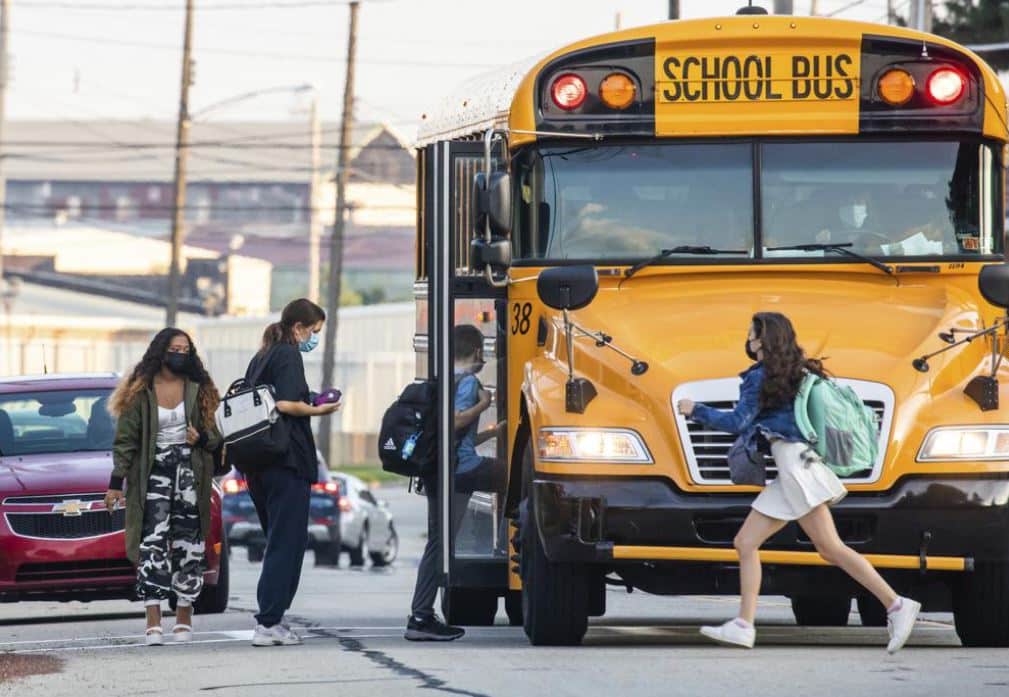 More School Buses Could Get Wi-Fi