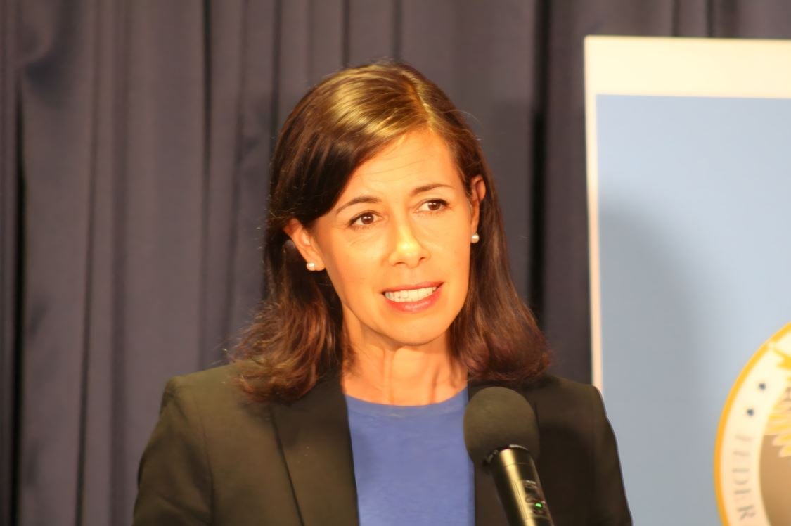 FCC Chair Moves to Rekindle Net Neutrality Fight