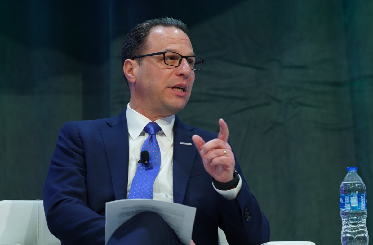 Calls for Energy Permitting Reform Take Center Stage at Governors Conference