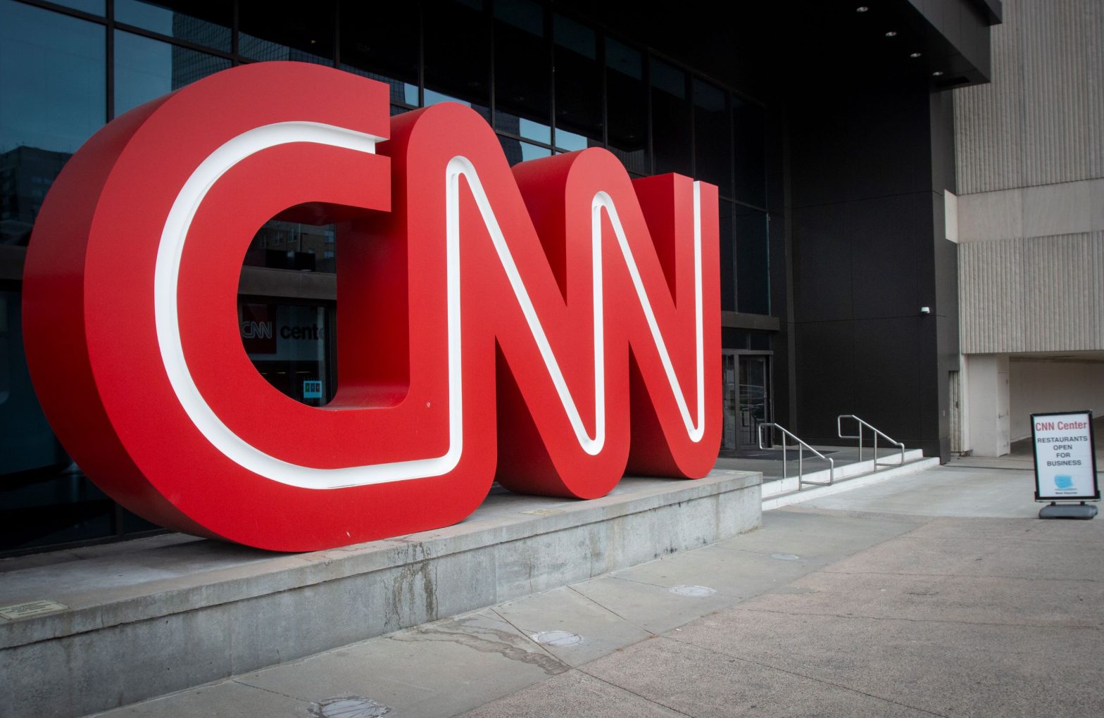 CNN Wins Dershowitz Defamation Lawsuit