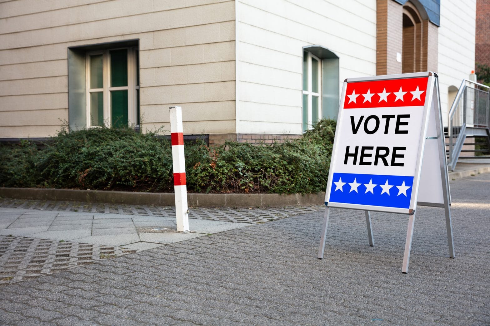 Lawsuit Alleges Detroit Has Thousands of Dead Residents on Voting Rolls