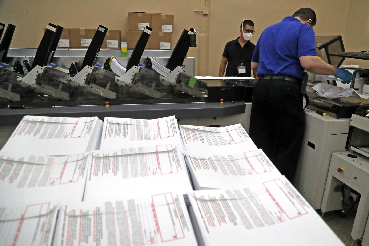 Fearing Delays and Chaos, Swing States Weigh Early Counting of Mail-in Ballots