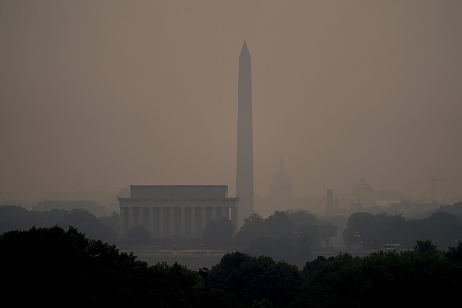 Break Out Those Face Masks Again as Smoke Blankets US Cities