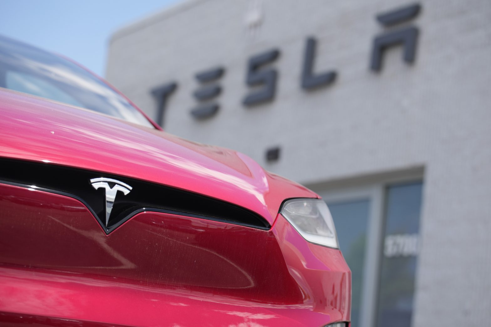Tesla Recalls Nearly All Vehicles Sold in US to Fix Autopilot System