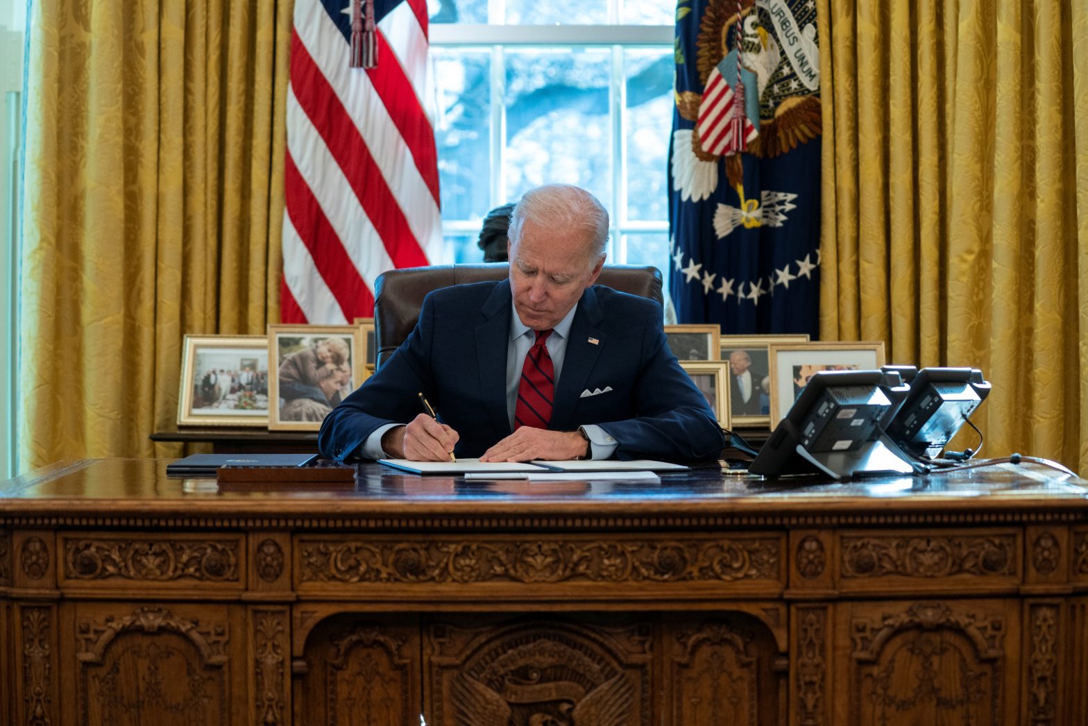 Biden Extends Ban on Housing Foreclosures