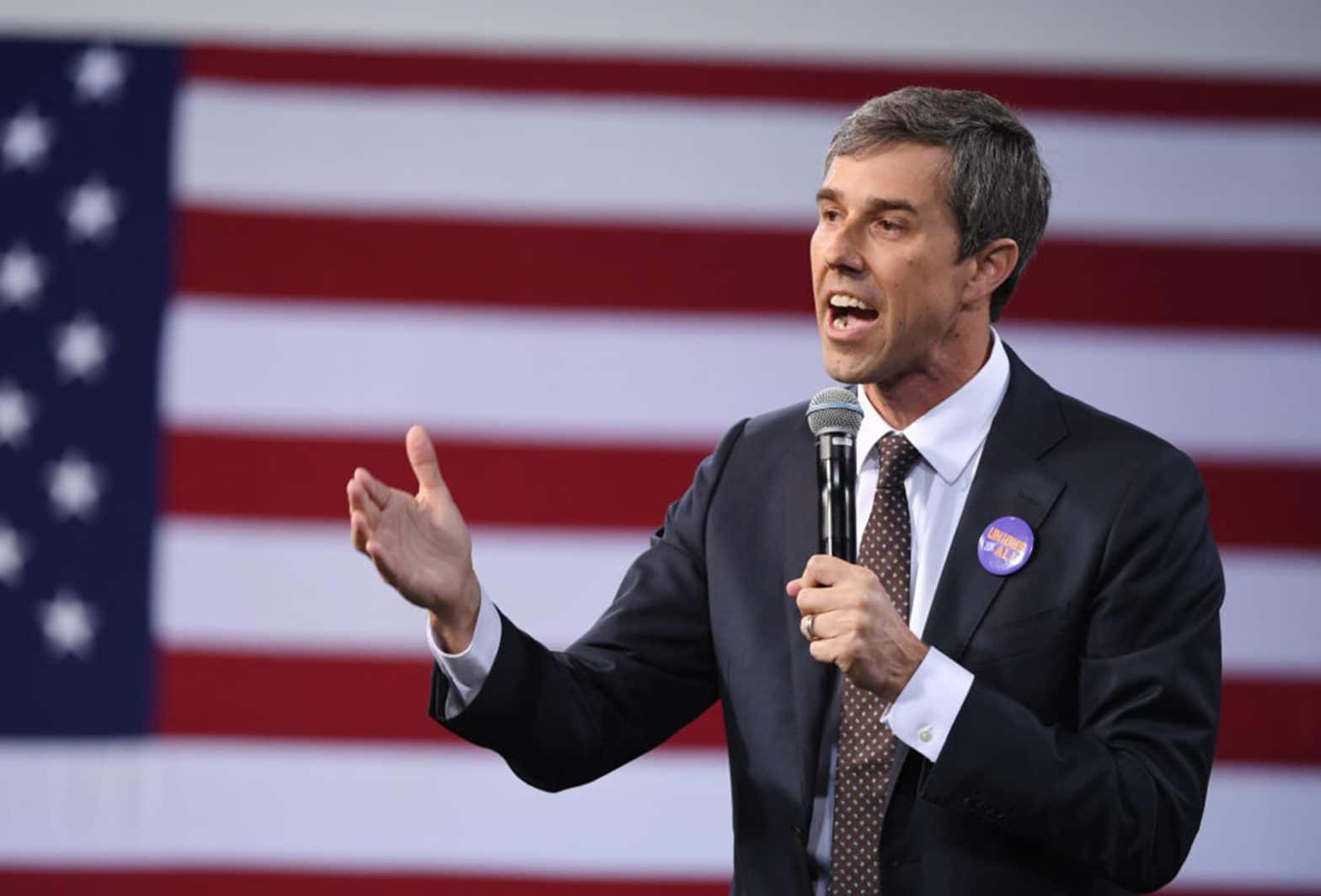 On the Campaign Trail, Beto O’Rourke Focuses on Meeting Primary Voters over Media Appearances