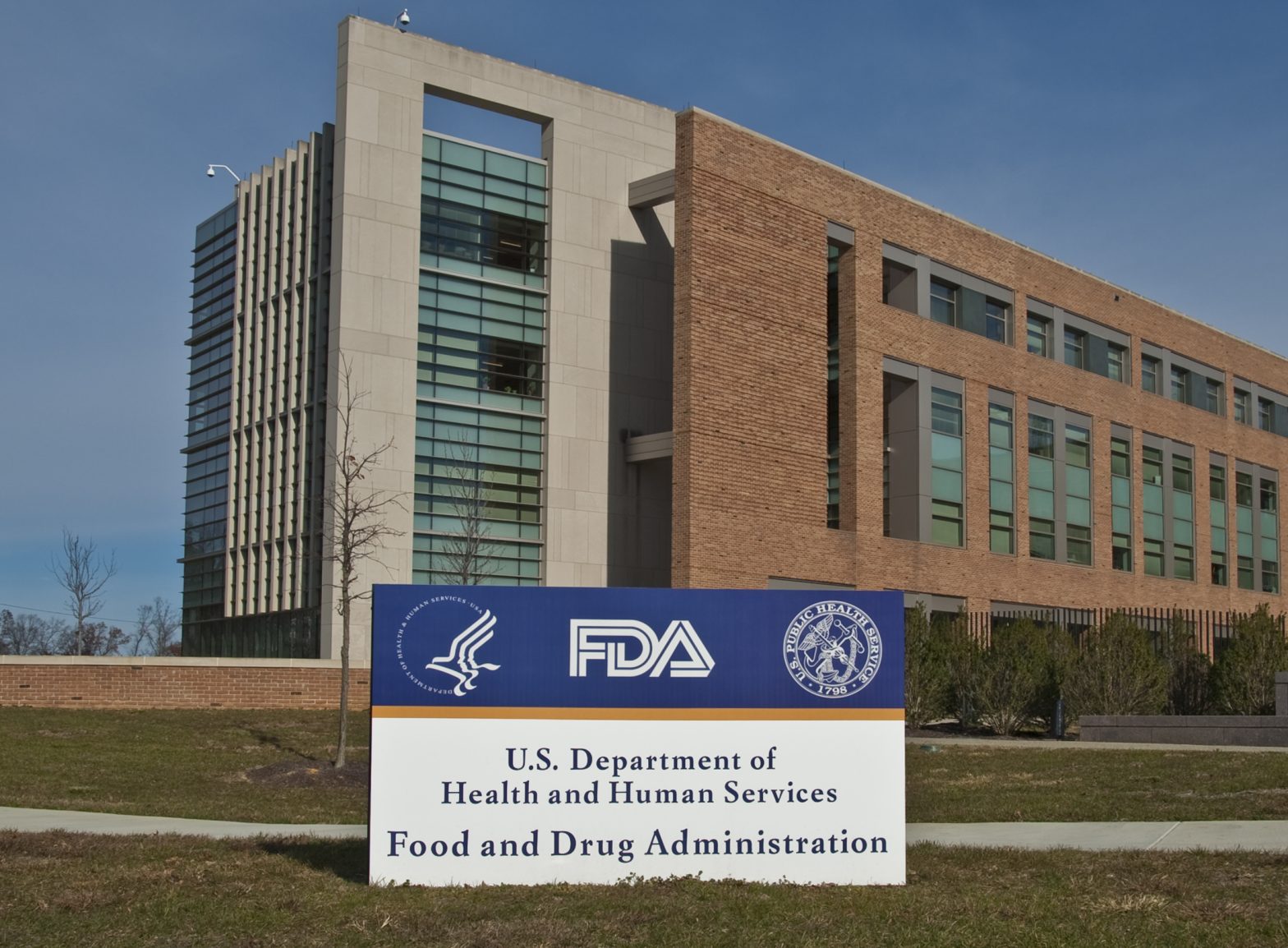 Clyburn Presses FDA on Timeline for Approving COVID Vaccine for Children Under Age 5 