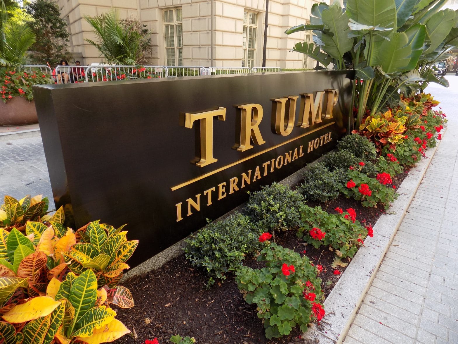 Trump Organization Seals a Deal to Sell Trump International Hotel