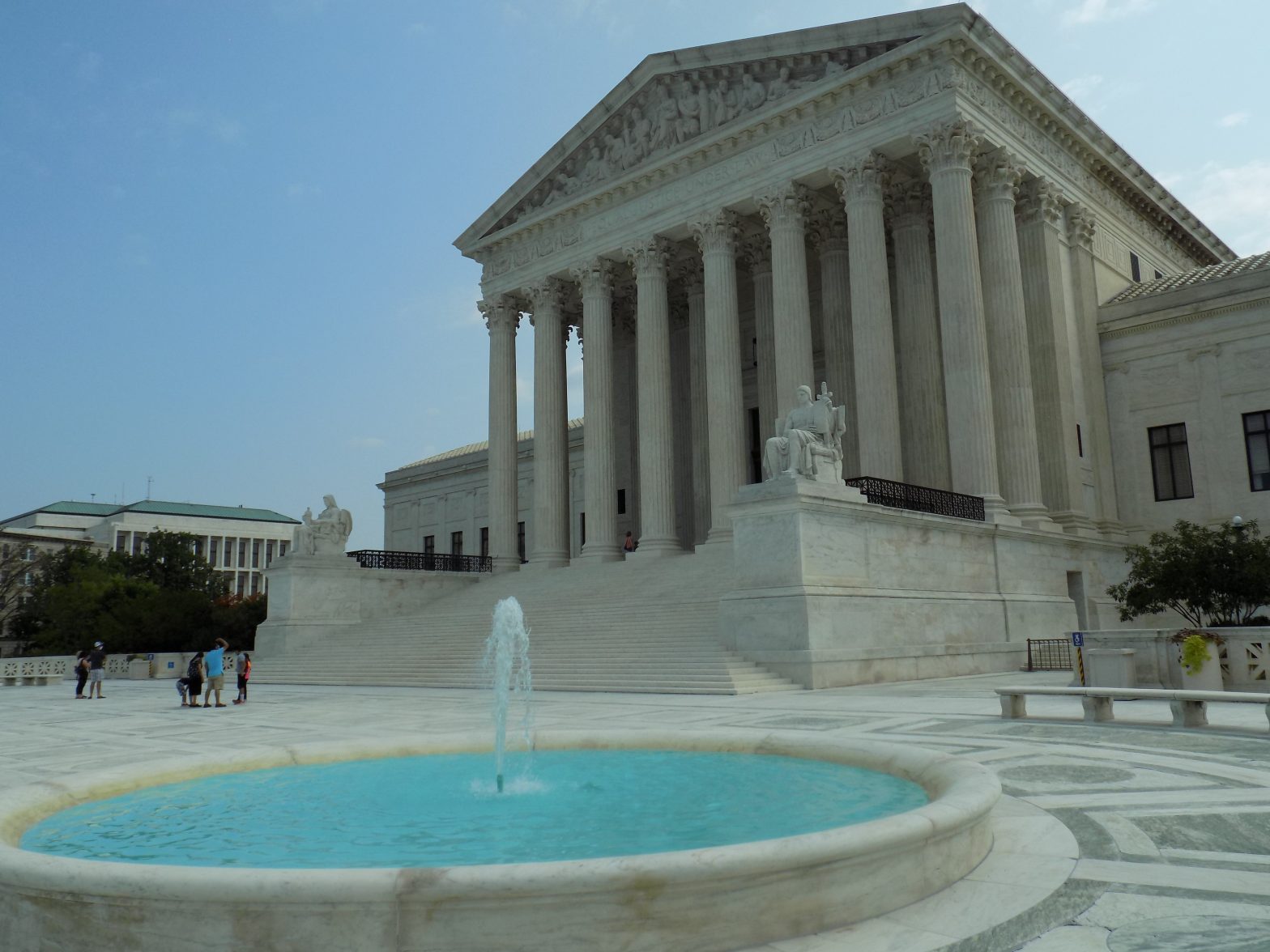 Supreme Court Upholds Tribal Police in Traffic Stop