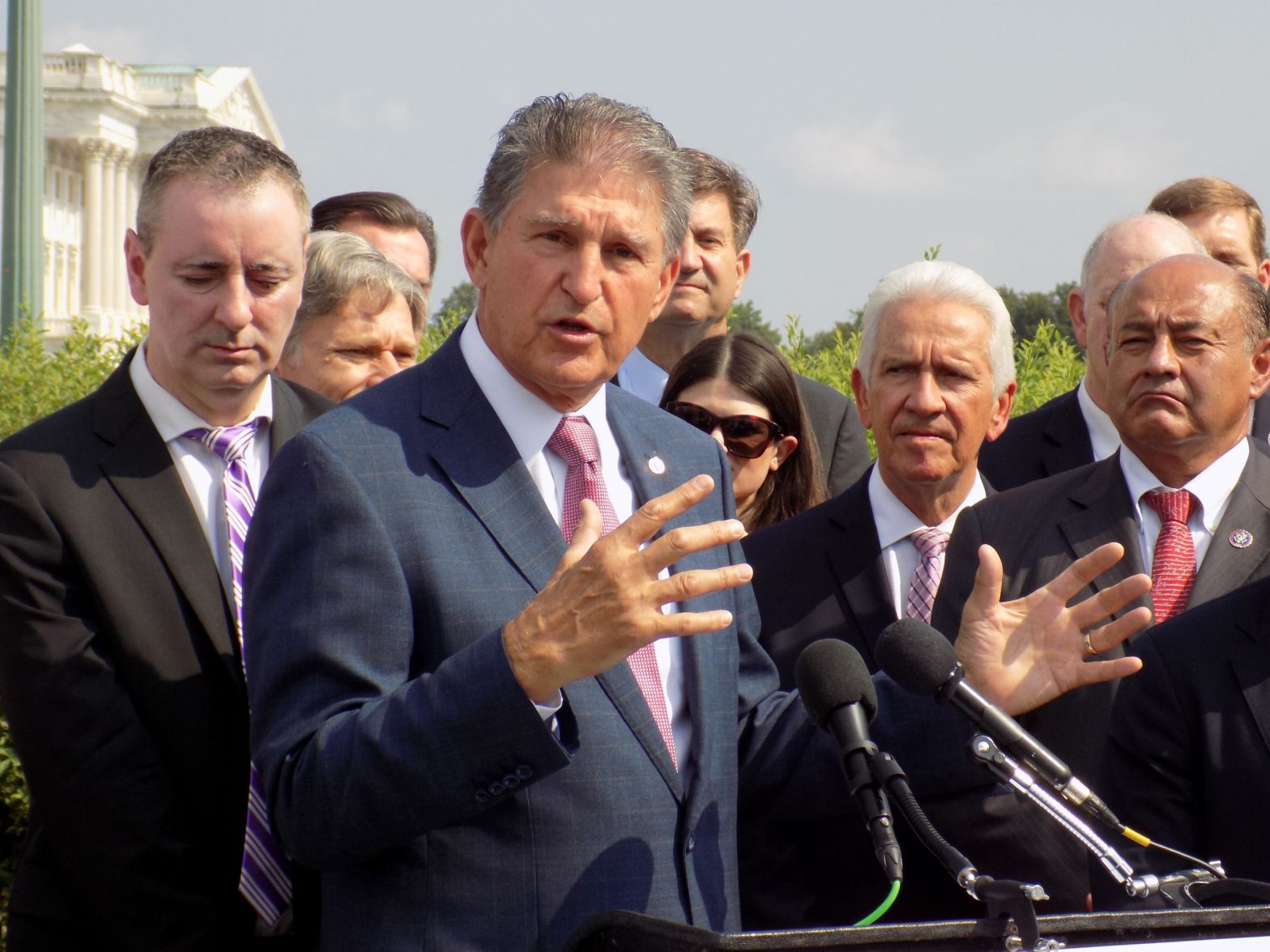 No Go for Manchin Show, Senator Opts Out of 2024 White House Run