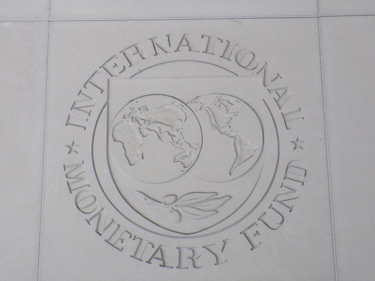 IMF Downgrades Global Growth Outlook on Supply Chain Woes, Uncertainty