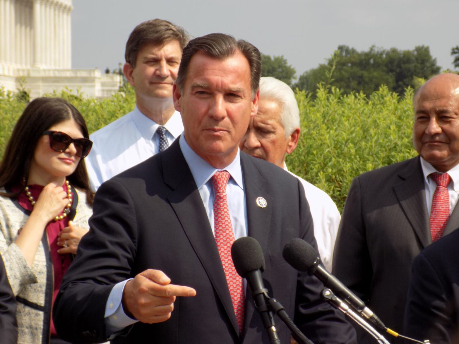 Suozzi Declares for New York Gubernatorial Race