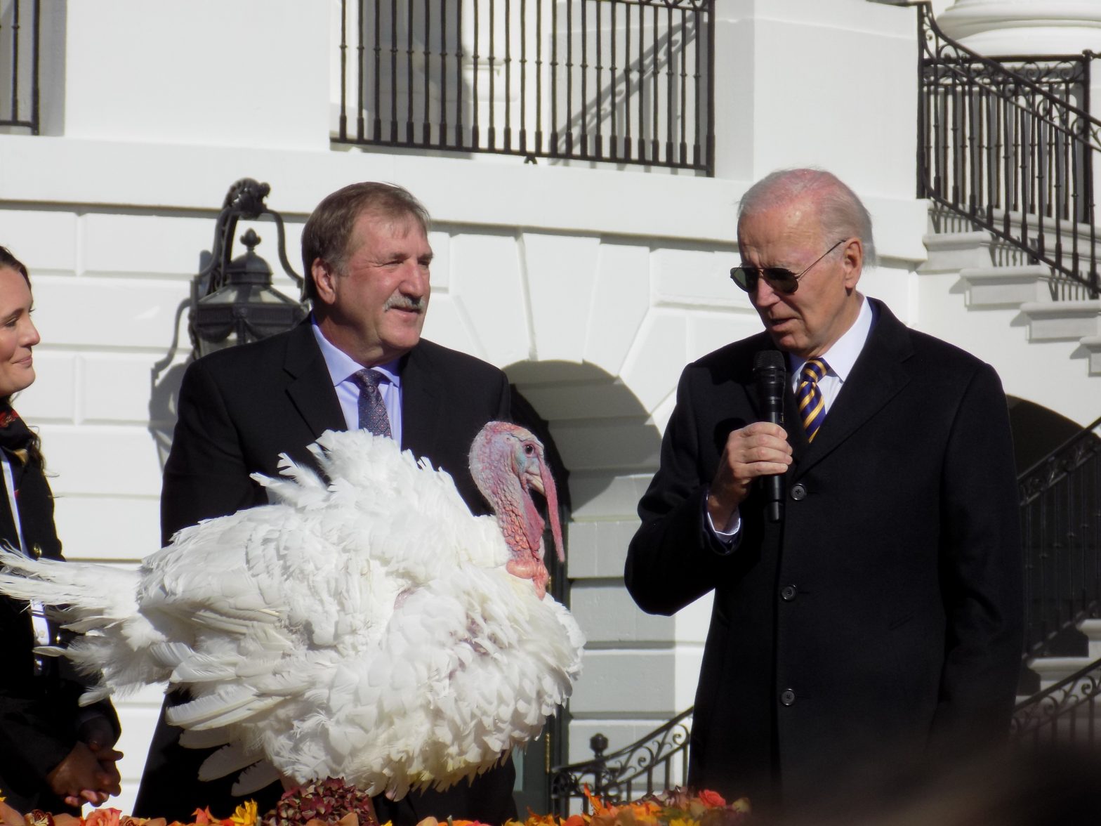 Biden Pardons Turkeys, Celebrates ‘Friendsgiving’ With Military Families