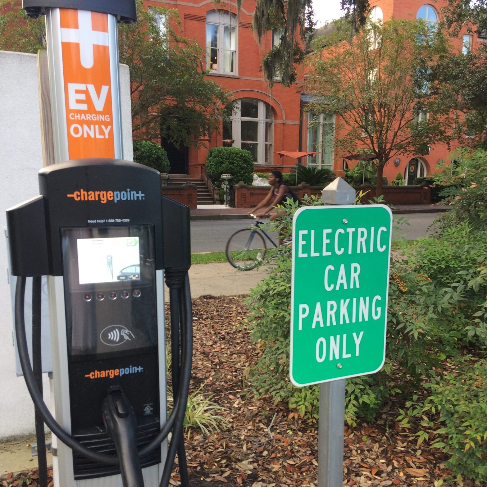 DC Most Accessible Metro in DMV When It Comes to Charging Electric Vehicles