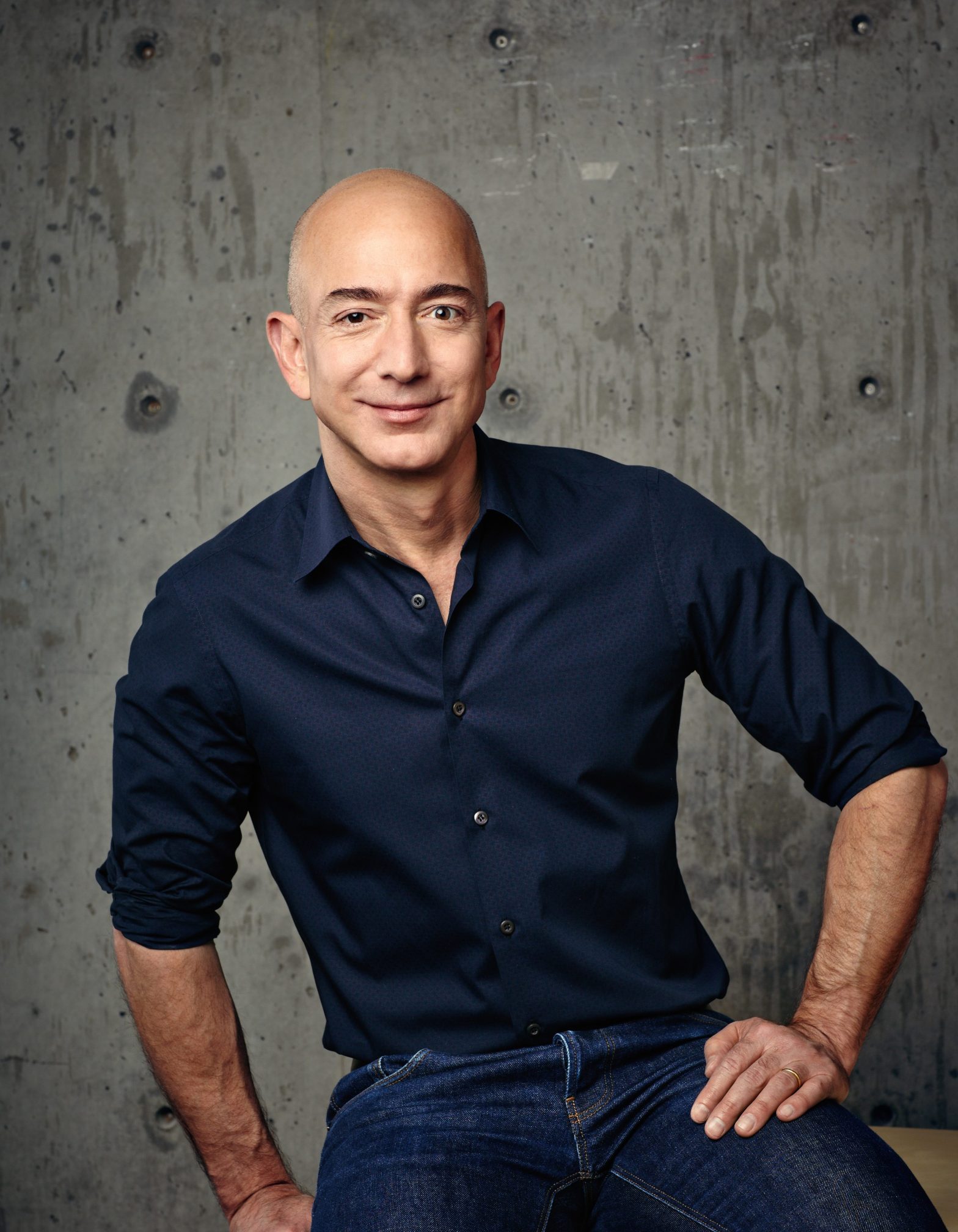 Jeff Bezos, Amazon’s Founder, Will Step Down as CEO