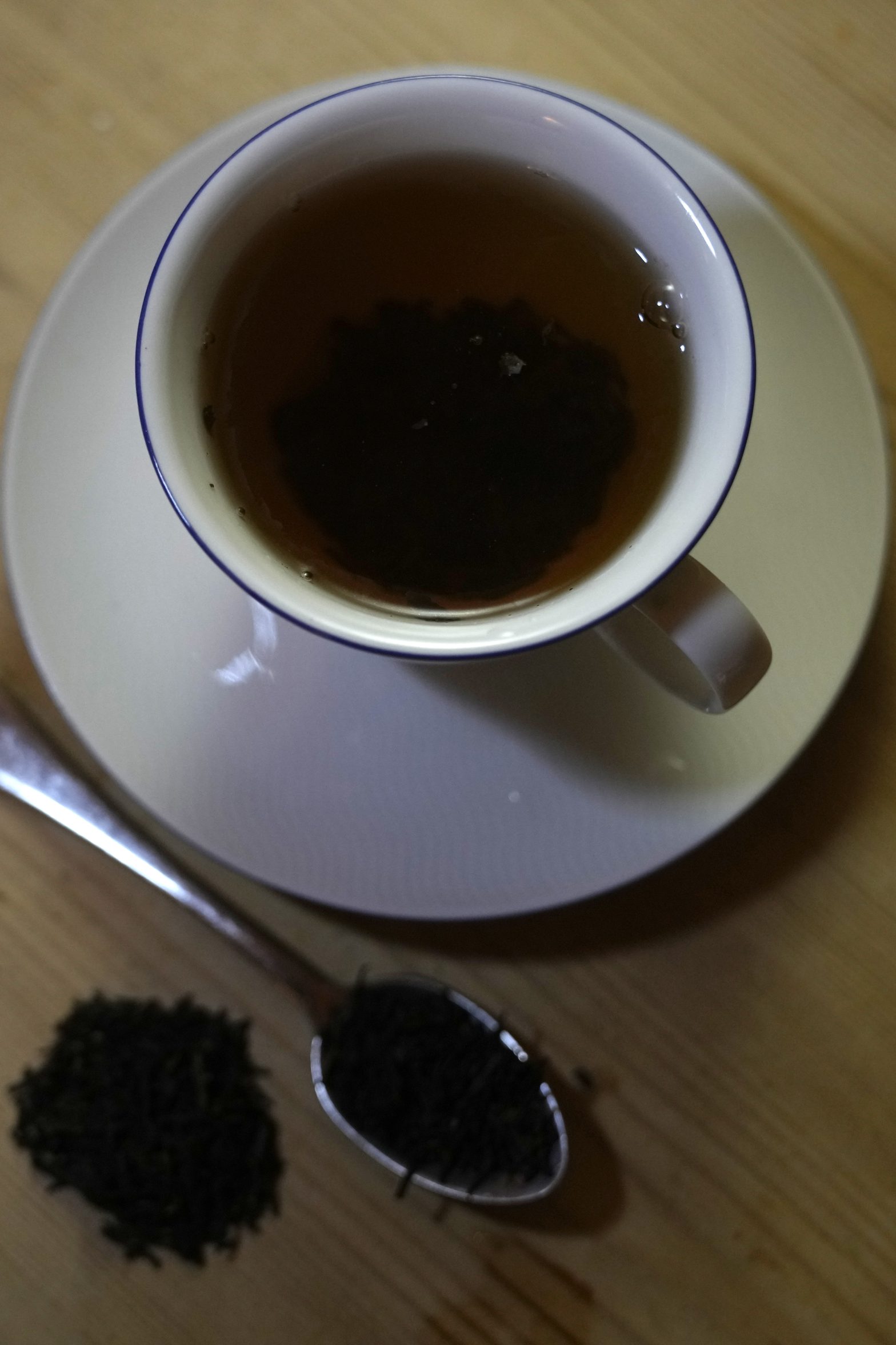 Tea Drinkers Enjoy Possible Health Benefits, Study Suggests