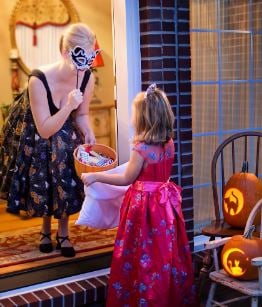 Tips on How to Have a Safe and Happy Halloween