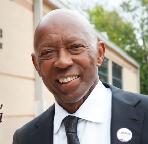 TX-18: Sylvester Turner (D)