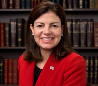 New Hampshire Governor: Kelly Ayotte (R)