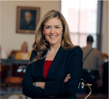 VA-10: Jennifer Wexton (D)