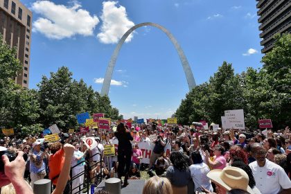 Federal Judge Blocks Missouri’s 8-Week Abortion Ban