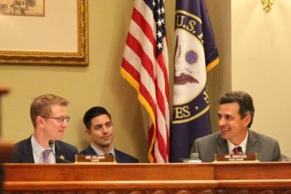 Widespread Support Emerges for Extending Panel Working on Congressional Reforms