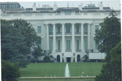 WHCA ‘Strongly Encourages’ Journalists to Avoid Working on White House Grounds