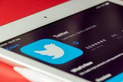 Twitter Algorithms Amplify Conservative Politics