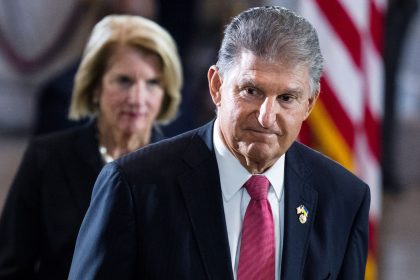 Sen. Manchin Dashes Administration’s Hope of Addressing Climate Change