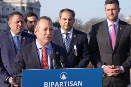 Bipartisan Caucus Launches Renewed Battle for Middle-Class Tax Relief