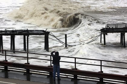 Waves Grow up to 13 Feet Tall in California as Earth Warms, Research Finds