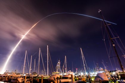 First US Lunar Lander in Over 50 Years Launched but Problem Develops on Way to Moon