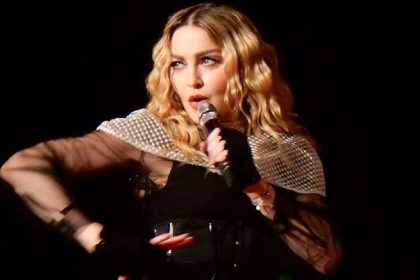 Madonna Fans Sue After Singer’s Late Arrival in DC