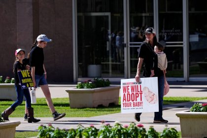 Bipartisan Vote Spells End to Arizona’s Archaic Abortion Law