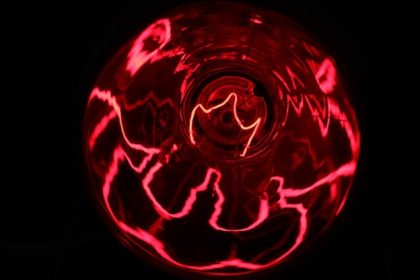 How Red Light Therapy Works for Skin Rejuvenation