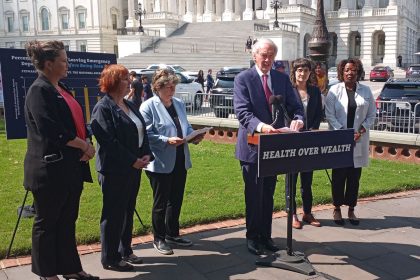 Senate Panel Poised to Hold Health Care CEO in Contempt