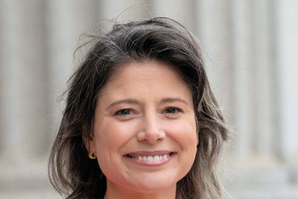 NH-02: Maggie Goodlander (D)