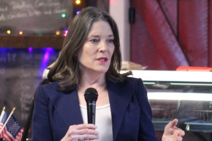 Marianne Williamson Declares Candidacy for DNC Chair