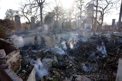 Los Angeles Wildfire Deaths Rise to 24 as More Fierce Winds Forecast