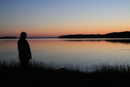 Analysis Finds Overthinking Loneliness Influences Depression