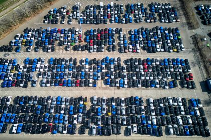 Trump Imposes 25% Tariffs on Foreign-Made Cars Sold in US