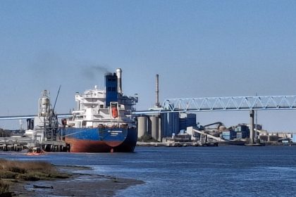 DOE Eases Blanket Restrictions on LNG Marine Fuel Transfers