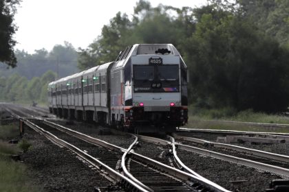 New Jersey Transit Train Engineers Reject Labor Deal With Management