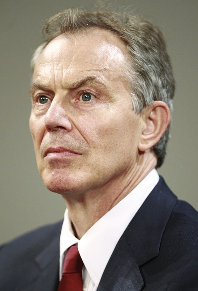 Blair Pushes Plan for Vaccinating the World in US, UK’s ‘Self-Interest’