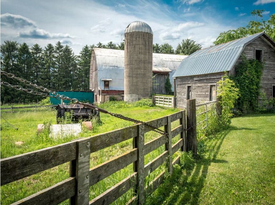 FCC Changes Rules to Help Expand Wireless in Rural America