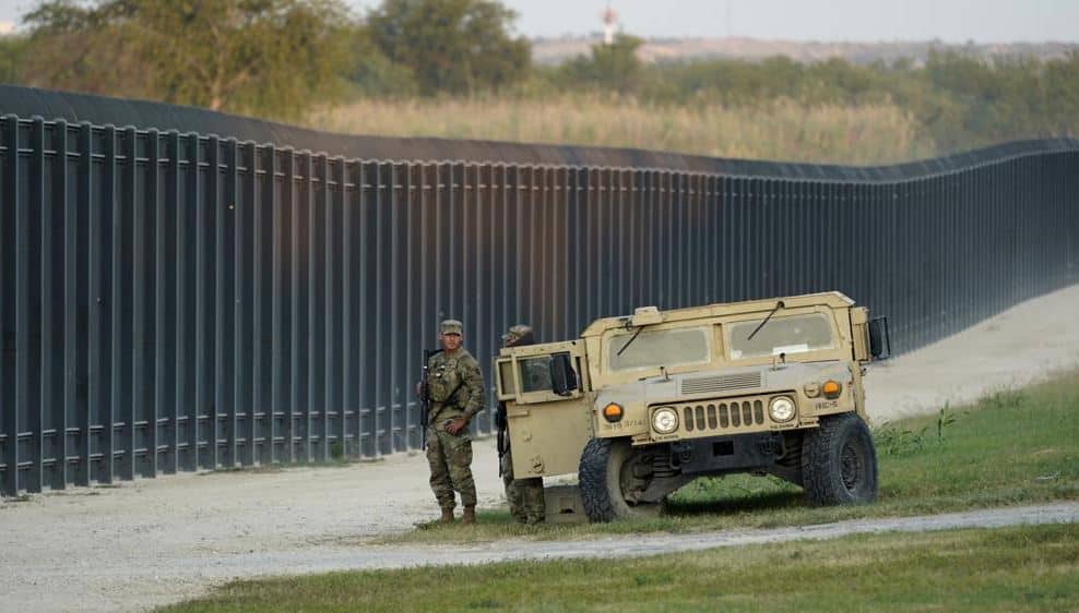 First Bus of Texas Migrants Arrives Near Capitol