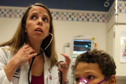Murray, Brown Urge Colleagues to Expand Primary Care Access for Women And Children