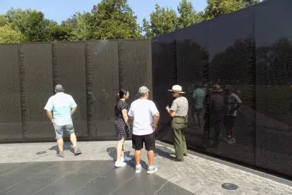 Census Report Reveals Post-9/11 Vets Earn More, Work More Than Non-Vets