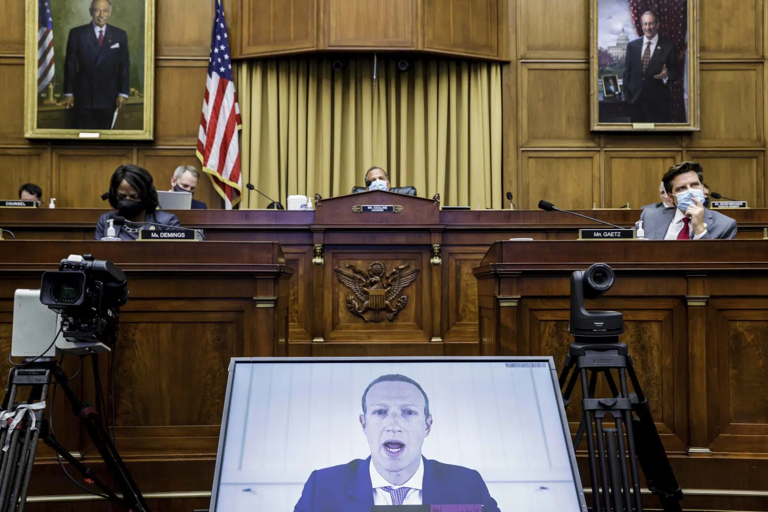 Big Tech Chief Executives Defend Against Antitrust Accusations in Congress