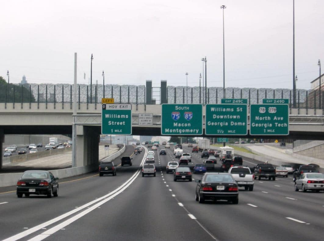 Trump Loosens Environmental Rules to Fast-Track Infrastructure Permits